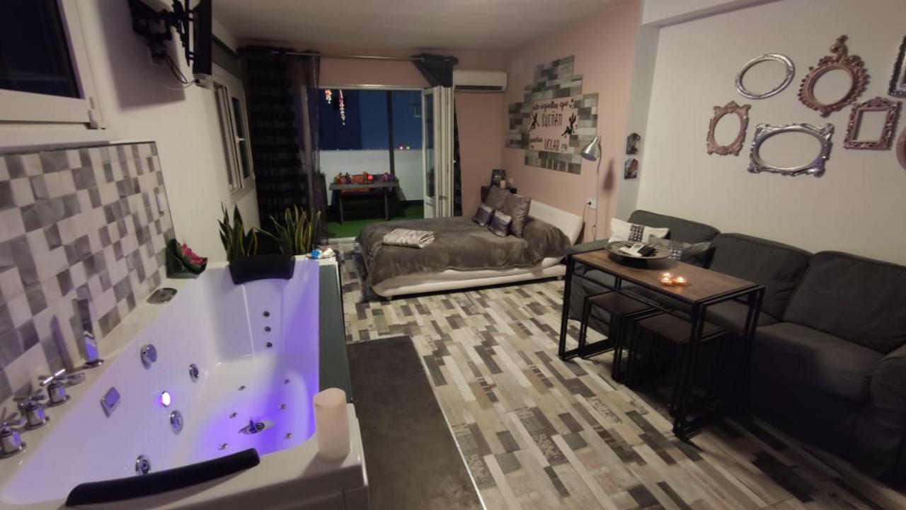 El Nido De La Galeria Apartment Setenil De Las Bodegas Bagian luar foto