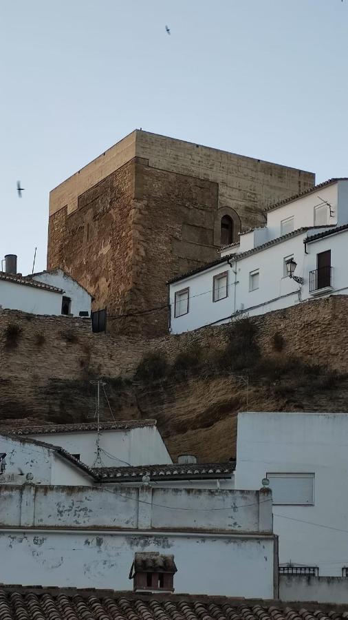 El Nido De La Galeria Apartment Setenil De Las Bodegas Bagian luar foto